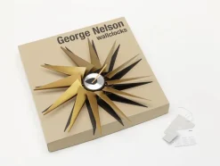 Spindle Clock fra Vitra
