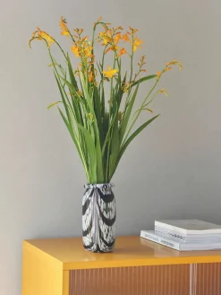 Splash Vase, Roll neck blue fra Hay