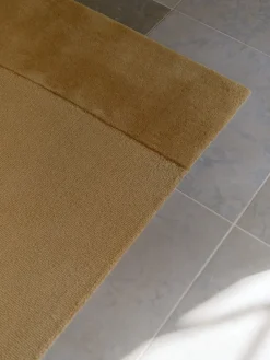 Split Plains Tæppe, Moss fra Linie Design