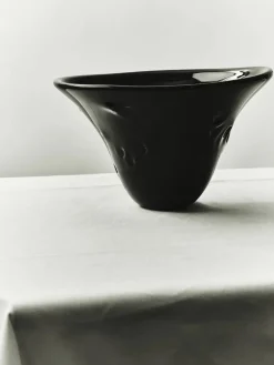 S.R. Vintage Bowl Deco Black fra Louise Roe