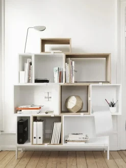 Stacked Reol, medium fra Muuto