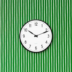 Station vægur af Arne Jacobsen (Ø: 21)