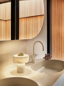 Stone Portable Bordlampe fra Tom Dixon