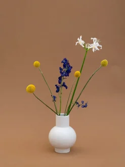 Strøm Vase, coral blush fra raawii