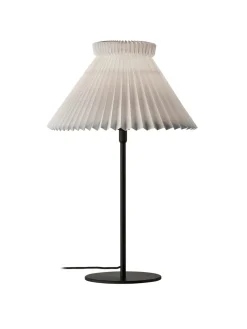 334T Bordlampe, white fra Le Klint