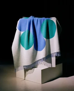 Teenagers from Mars Plaid, red/pink/white fra raawii