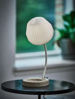 The Bouquet Bordlampe fra Le Klint