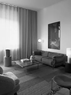 The Eight Over Eight Lamp Large, white marble fra Louise Roe