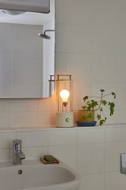 The Muse Portable Lampe, Hackles Black fra Tala