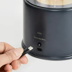 The Muse Portable Lampe, Pomona Red fra Tala