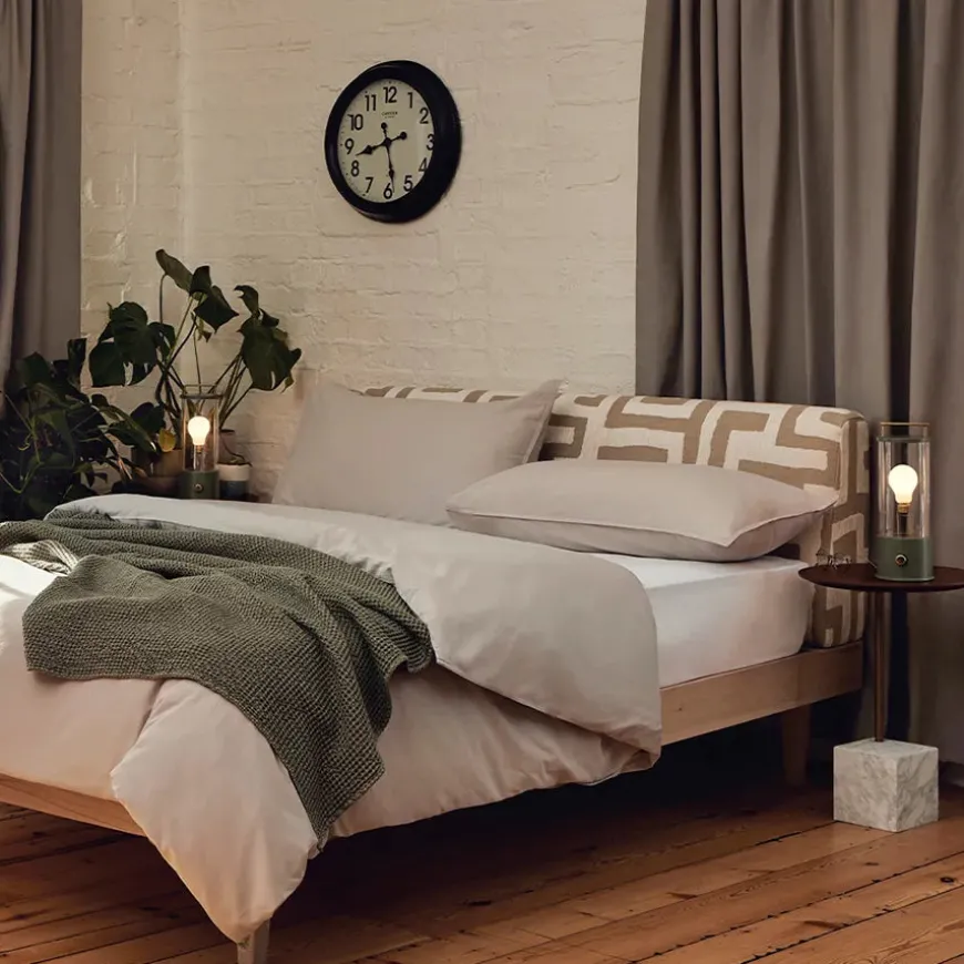 The Muse Portable Lampe, Pomona Red fra Tala