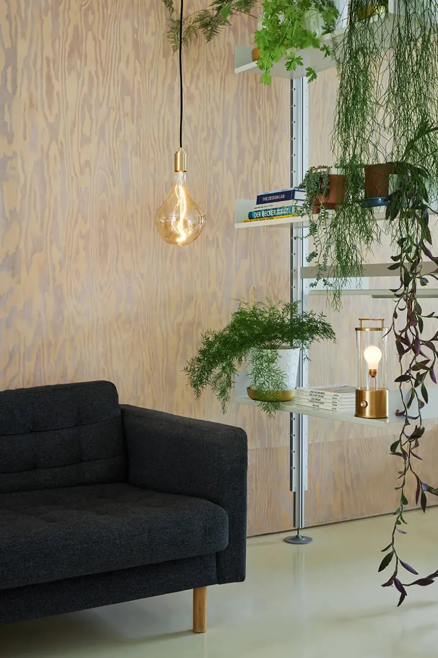 The Muse Portable Lampe, Pomona Red fra Tala