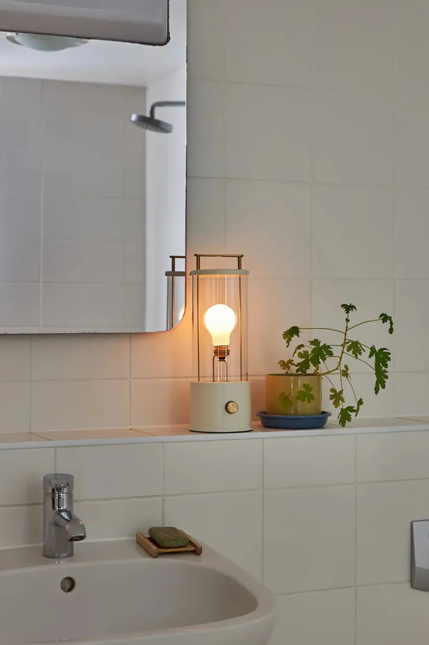 The Muse Portable Lampe, Pomona Red fra Tala