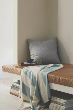 The Sweater Plaid, rose fra Silkeborg Uldspinderi