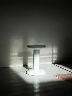 Thing Sidebord/Skammel, black fra raawii