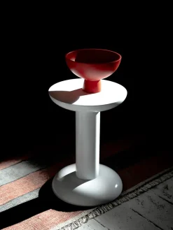 Thing Sidebord/Skammel, carmine red fra raawii