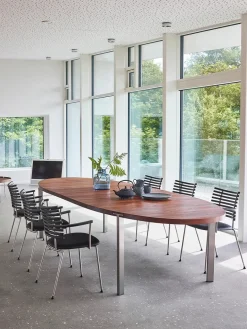 Tiger Armstol, sort læder fra Naver Collection