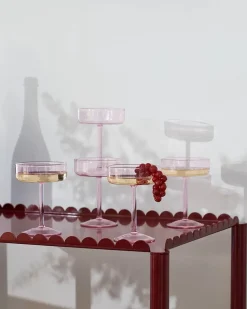 Tint Wine Glass fra Hay