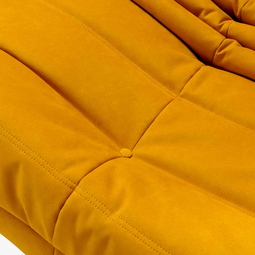 Togo Large Sofa fra Ligne Roset