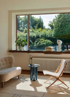 Tung JA3 sidebord, Burgundy Red fra &Tradition