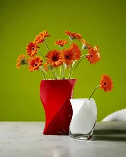 Twister vase fra Piet Hein (Sort)