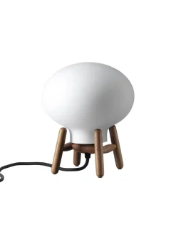 U6 Mini Hiti Bordlampe, opalt glas/valnød fra FDB Møbler