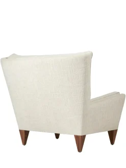 V11 Lounge Chair, smooth leather coffee fra GUBI