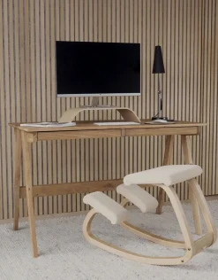 Variable Balans Stol, light brown wood fra Variér