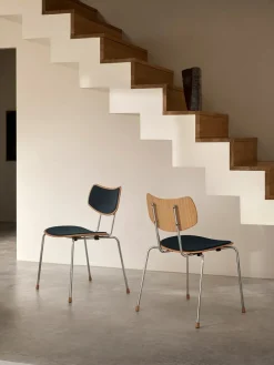 Vega Stol, mood 01104/krom fra Carl Hansen & Søn