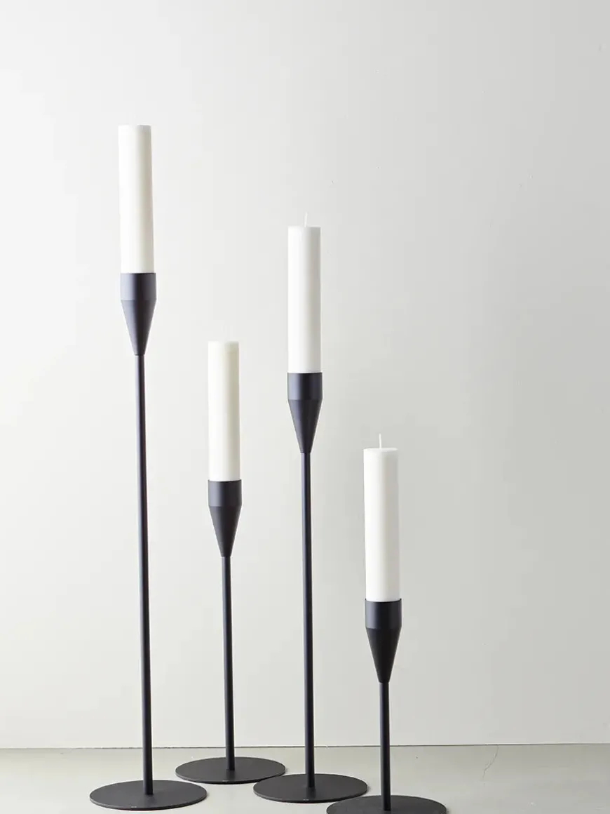 Venus Lysestage, sort fra Piet Hein