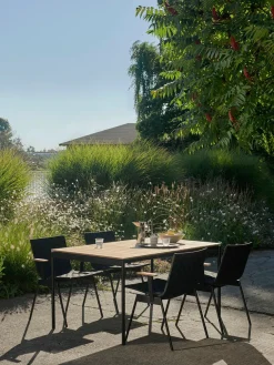 Ville AV25 Havebord, 150x90 fra &Tradition