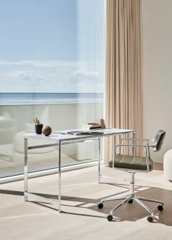 VIPP430 Studio Desk, bosco leather fra Vipp