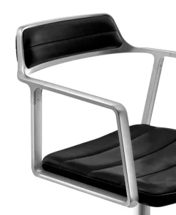 VIPP452 Swivel Chair, camel læder fra Vipp