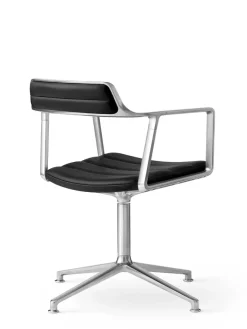 VIPP452 Swivel Chair, dark sand fra Vipp