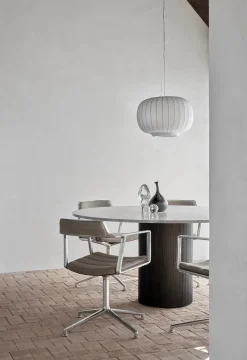 VIPP452 Swivel Chair, dark sand fra Vipp