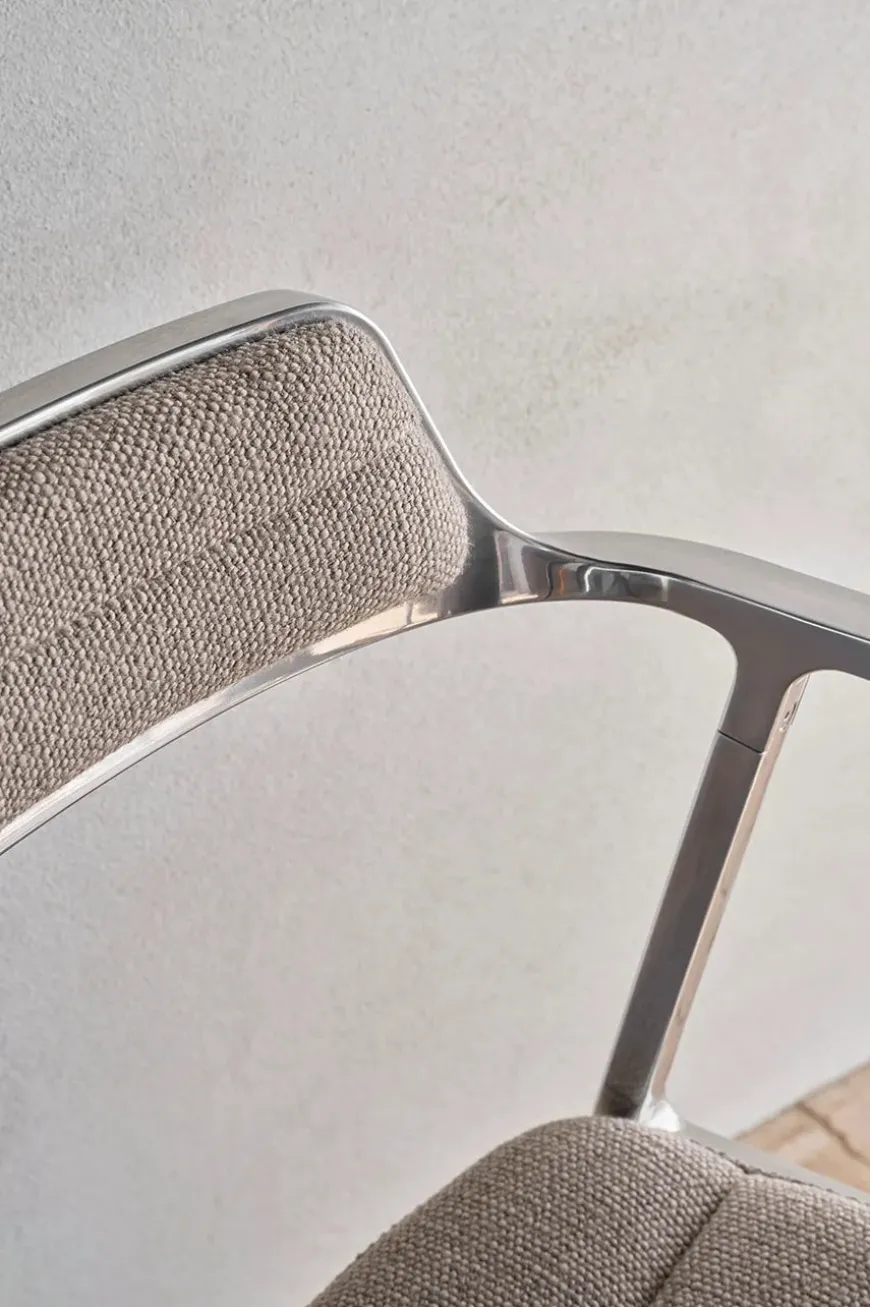 VIPP452 Swivel Chair m/sort stel & hjul, sort læder fra Vipp