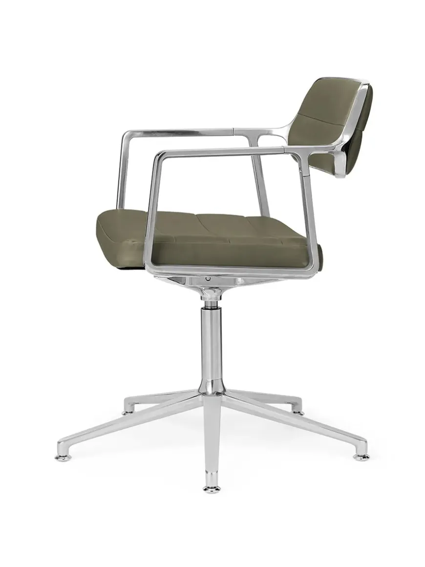 VIPP453 Swivel+ Chair, sort læder fra Vipp