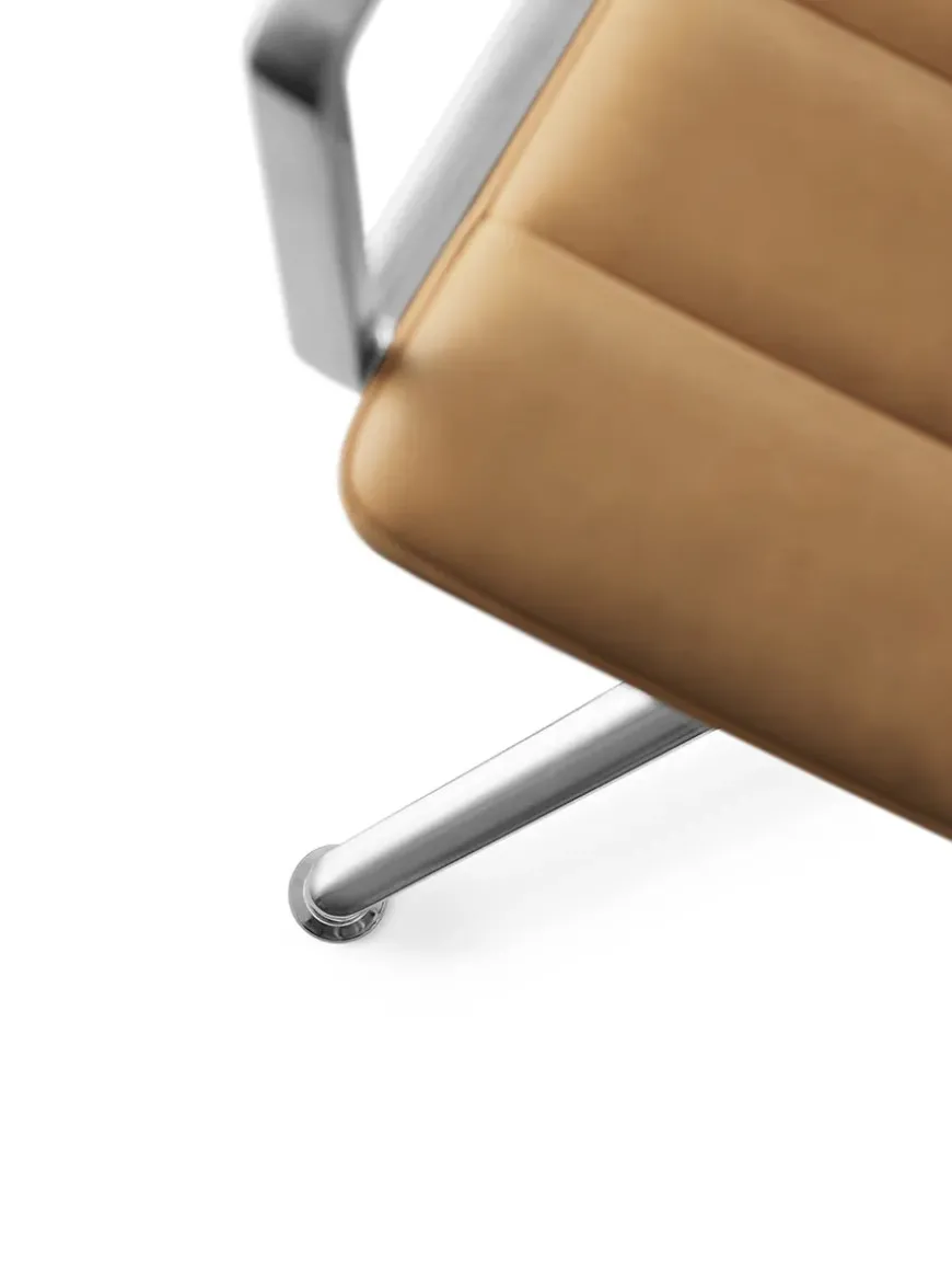 VIPP452 Swivel Chair, todos santos fra Vipp