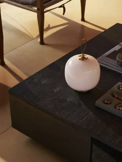 VL45 Radiohus Portable Lamp, opal white fra Louis Poulsen