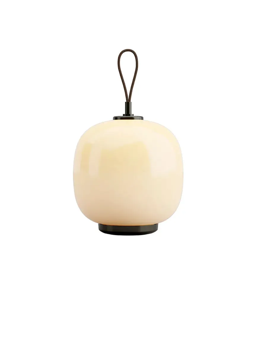 VL45 Radiohus Portable Lamp, pale yellow fra Louis Poulsen