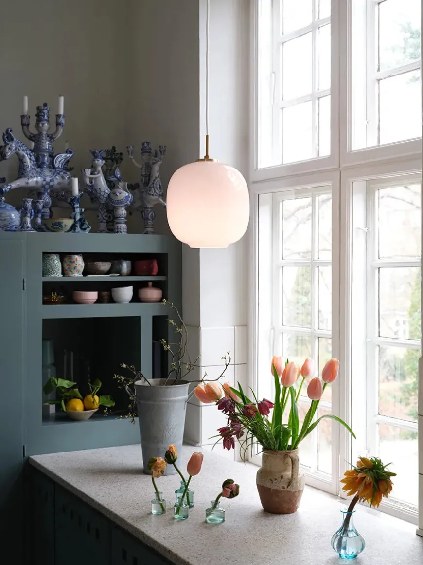 VL45 Radiohuspendel 250, pale yellow fra Louis Poulsen