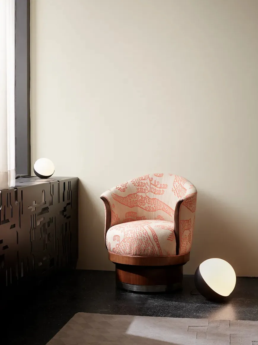 VL Studio bord/gulv fra Louis Poulsen