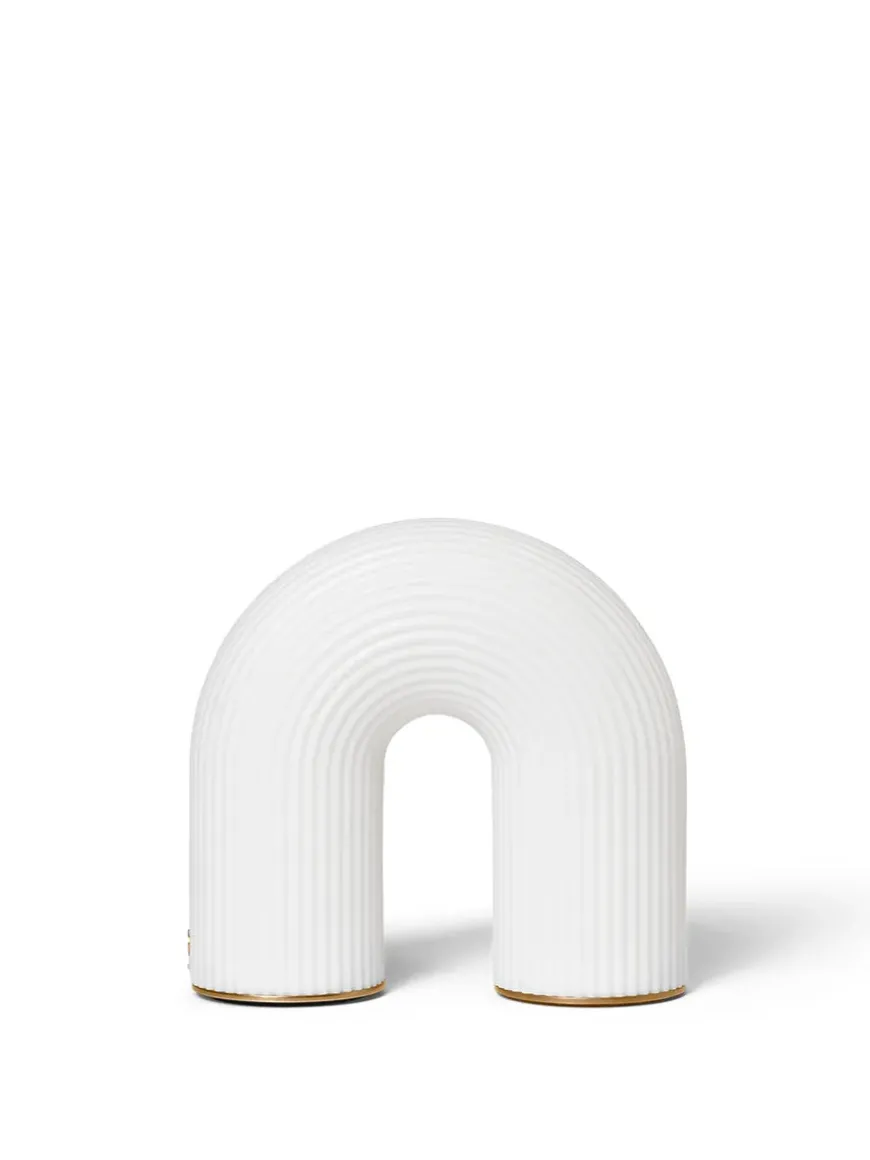 Vuelta Portable Lamp fra Ferm Living