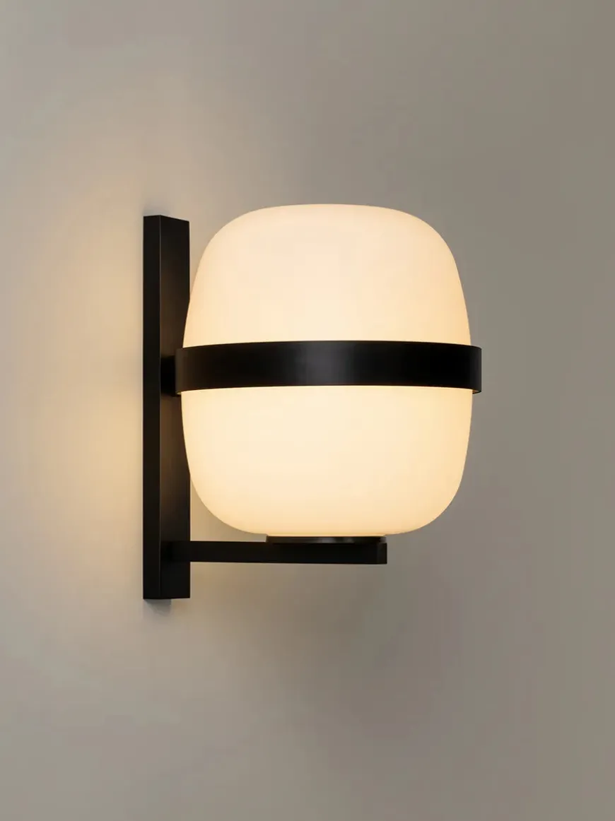 Wally Cestita Væglampe fra Santa and Cole