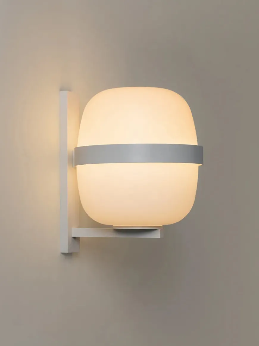 Wally Cestita Væglampe fra Santa and Cole