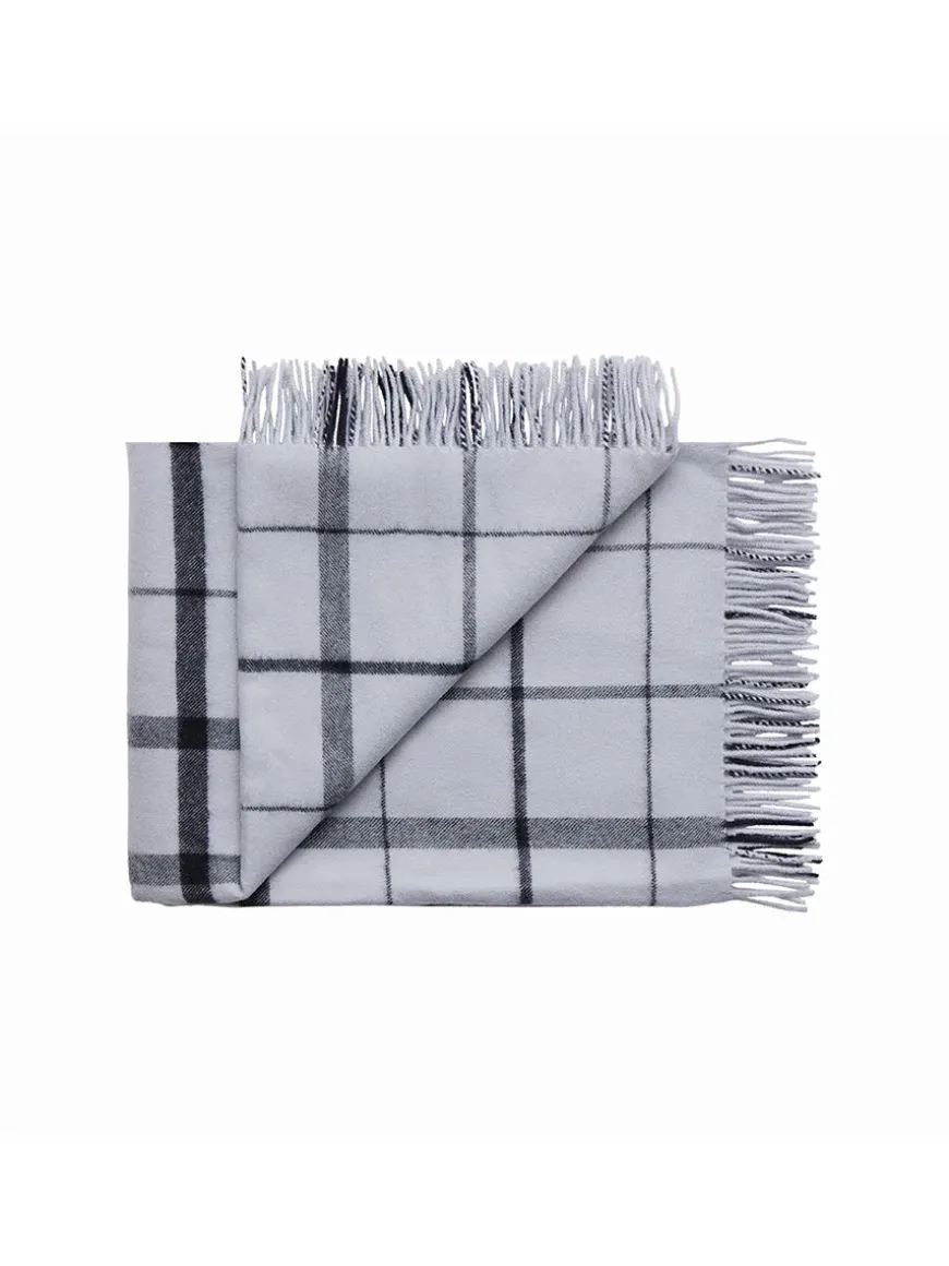 Warp & Weft Plaid, concrete/midnight fra Silkeborg Uldspinderi