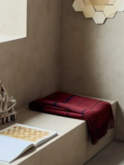 Warp & Weft Plaid, raw white/lilac fra Silkeborg Uldspinderi