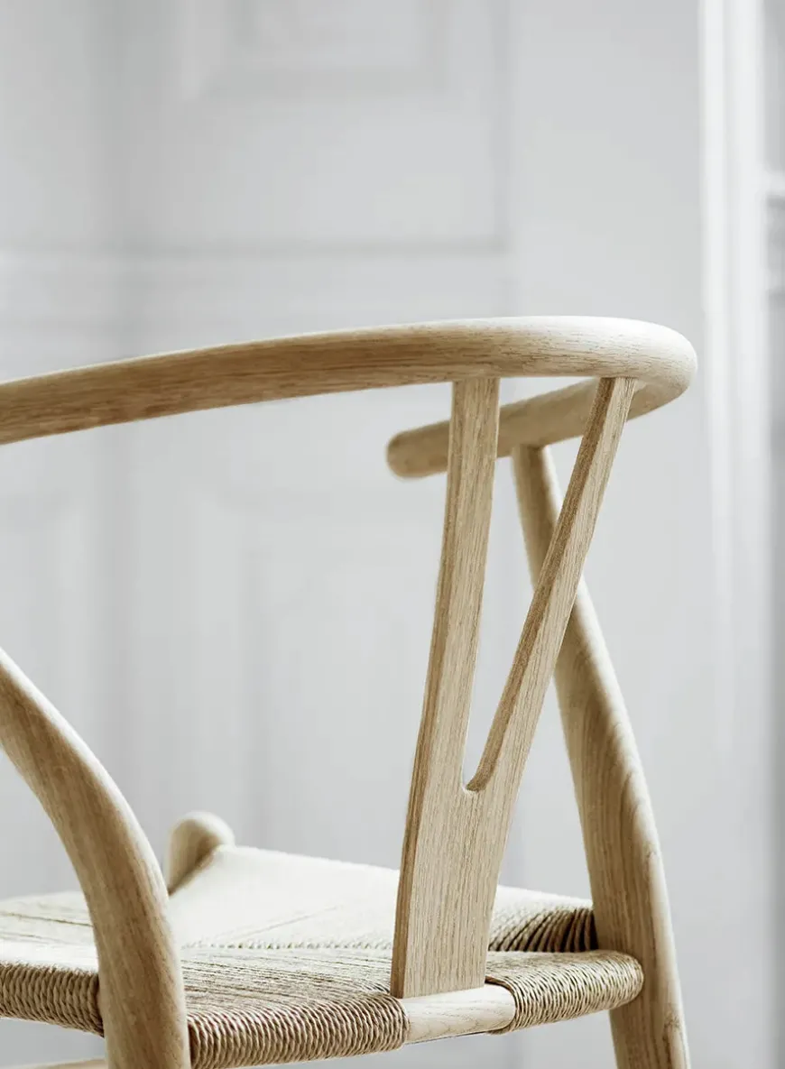 Y-stol CH24, eg olie af Hans J. Wegner