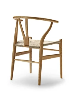 Y-stol CH24, eg sæbe af Hans J. Wegner