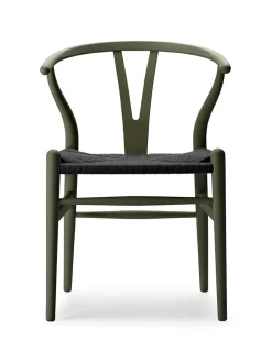 Y-stol CH24 Soft Barley med sort flet af Hans J. Wegner